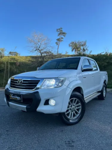 Toyota Hilux CD SRV 4X4 2.7 Flex 16V Aut. 2013