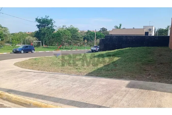 LOTE DE ESQUINA Á VENDA- RESIDENCIAL CITTA BELLUCCI- CERQUILHO