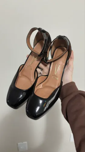 Vende-se salto Vizzano semi-usado