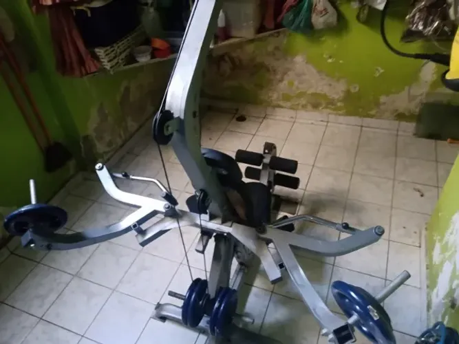 aparelho de musculacao mais de 40 exercicios