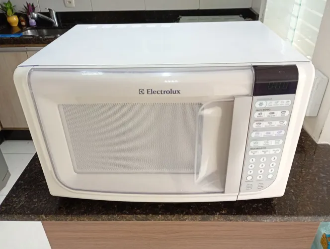 Microondas Electrolux MEF41 31 Litros 127 Volts 