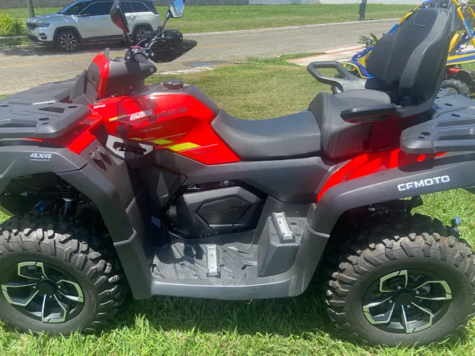 Quadriciclo CForce 625 Touring