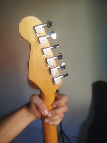 Guitarra Stratocaster