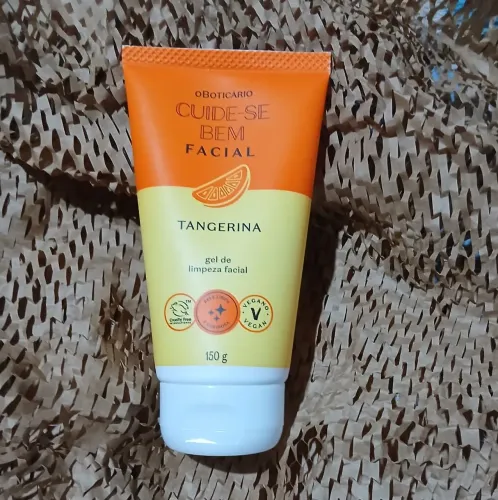 Vende se gel de limpeza facial tangerina