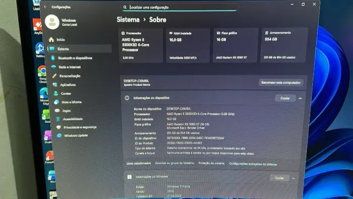 PC GAMER PREMIUM - R5 5500X3D | RX 9060 XT 16GB | ROG STRIX X570-E WIFI (Para sair logo)