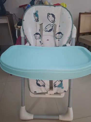 Cadeira alimentação e bicicleta