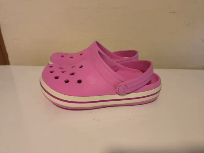 Crocs j2.. tam 33
