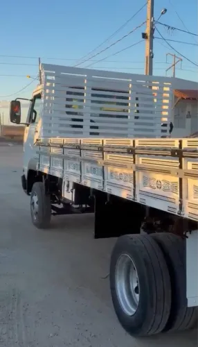 Caminhão vw 8150 motor x10