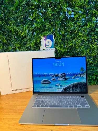 MacBook Air 2023 Chip M2 8GB 512GB SSD 15.3 Fonte original Apple e caixa