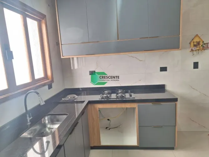 Oportunidade. Casa térrea com 2 Suites e 3 Vagas - 151m² - Parque Jaçatuba