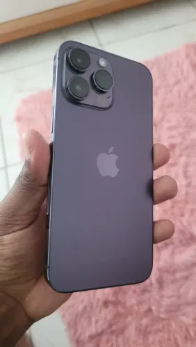Iphone 14 pro max muito novo conservado
