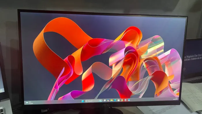 VENDO MONITOR GAME PRECINHO