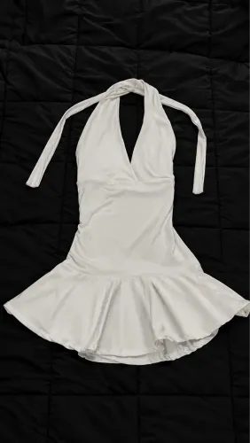 vestido curto rodado branco y2k