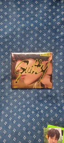 Album taemin guilty + poster