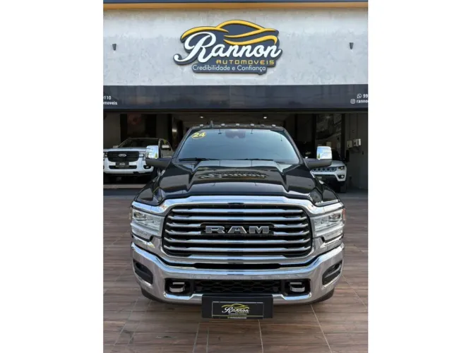 Ram 3500 Limited Longhorn 6.7 TB CD Diesel 2024