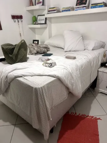Cama de Casal, box - bau - 1,40 x 1,90