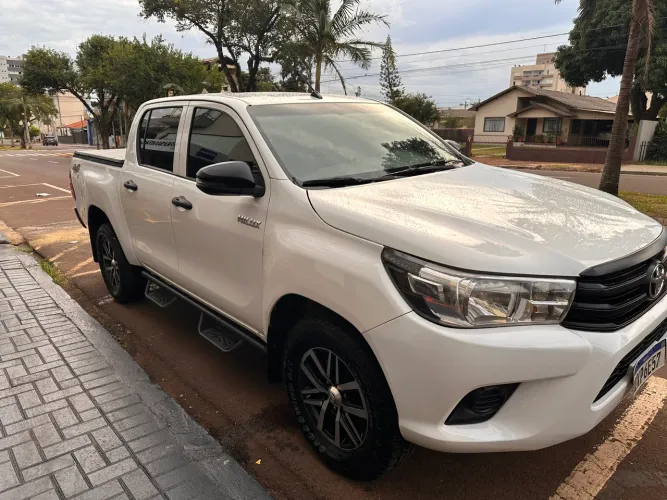 Toyota Hilux CD 4X4 2.8 Diesel Mec. 2020