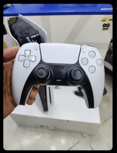 ? PLAYSTATION 5 SLIM DIGITAL - 1TB SSD ?