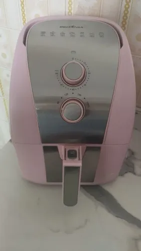 Vendo Air Fryer de 5.5 litros Modelo Lançamento novíssima <br>