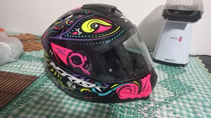 Capacete norisk feminino
