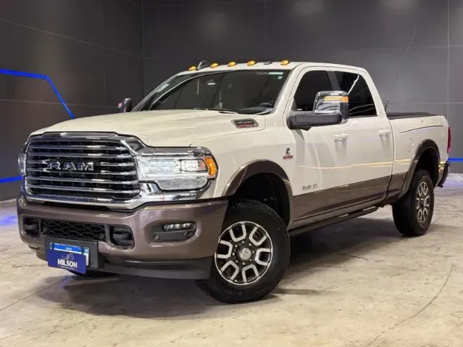 Ram 3500 Limited Longhorn 6.7 TB CD Diesel 2024