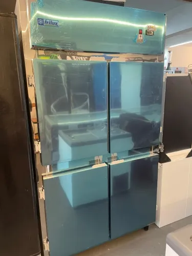 MB GELADEIRA REFRIGERADA INOX 4 PORTAS - FRILUX
