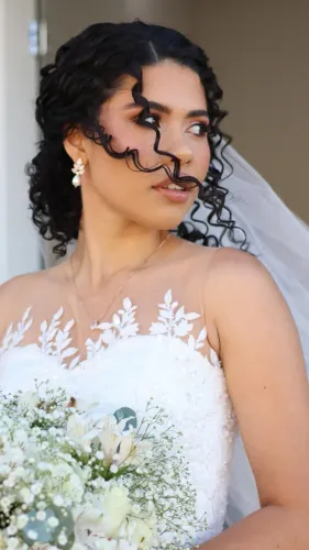 Vestido de Noiva bordado 