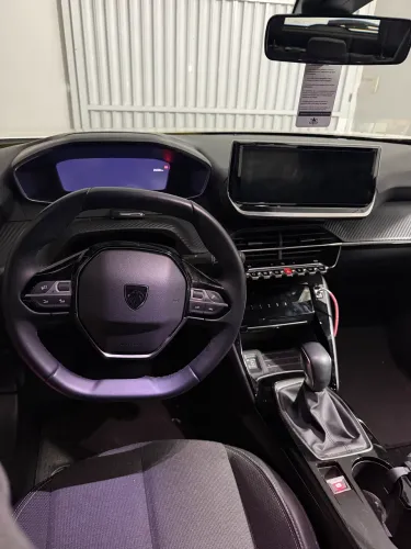 Peugeot 2008 Active 1.0 Turbo Flex 5P Aut. 2025