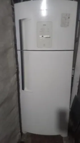 Geladeira Brastemp funcionando perfeitamente