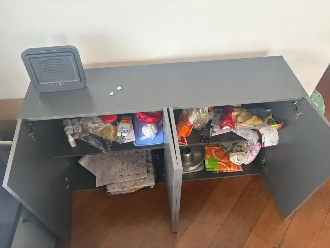 Aparador elegante cor grafite 4 portas 123x69x32