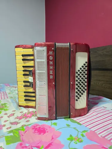 Acordeon hohner 48 Baixos Reduzida