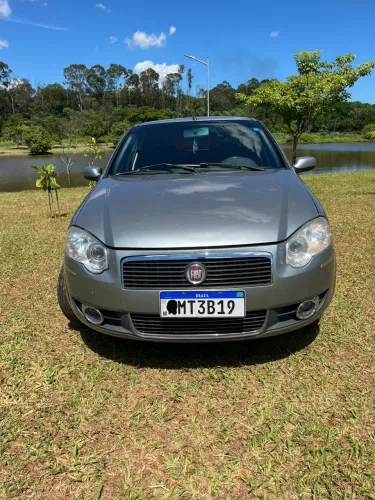 Fiat Siena HLX Dualogic 1.8 MPI Flex 8V 4P 2010