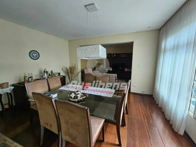 Casa em Parque São Vicente