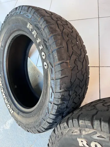 2 Pneus T/A 215/65/16
