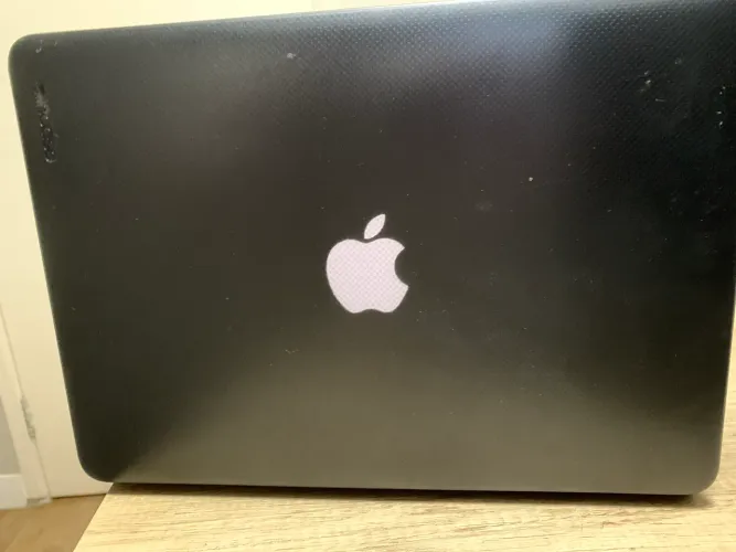 Apple MacBook Air 7,2 - IntelCore i5 - 8GB RAM - 120GB SSD - 13,3?