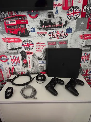 PlayStation 4 (PS4) Slim