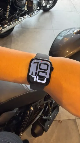 Apple Watch Série 10 42mm - Menos de 1 ano de uso 