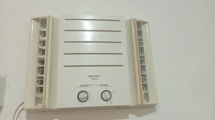 Ar condicionado Springer 220V