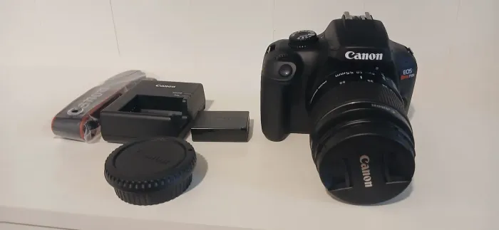CÂMERA FOTOGRÁFICA CANON
