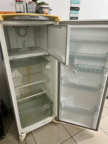 Geladeira Consul Frost Free
