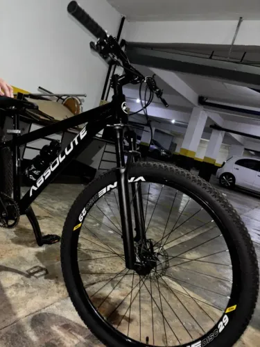 Mountain Bike Absolute Nero 5 Aro 29 - Shimano Deore 12v - Tamanho 15 - Impecável!
