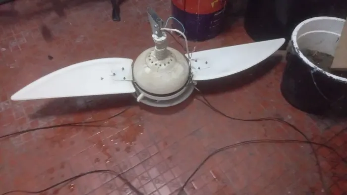 Ventilador de teto com lâmpada