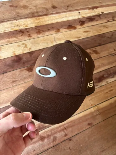 Boné Oakley Piet