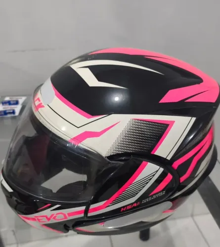 Capacete