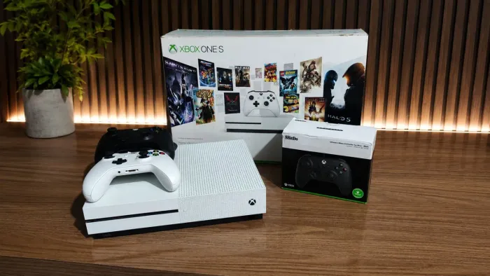 Xbox One S 1TB - Aceito cartão