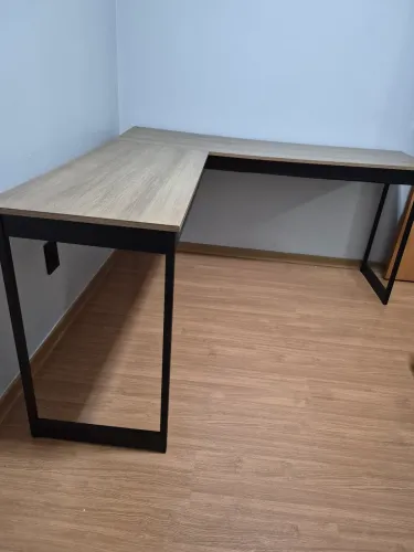 Escrivaninha 150 X150 industrial