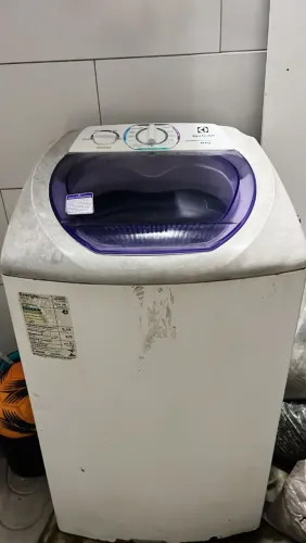 Vende se uma máquina de lavar