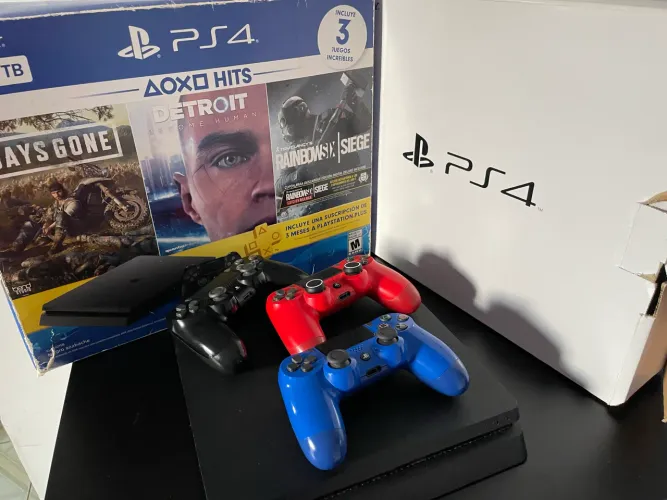 PS4 1TB novo com dois controles