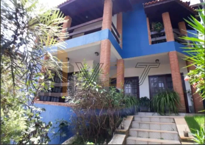 Casa sobrado à venda no Condomínio Villagio Capriccio em Louveira/SP