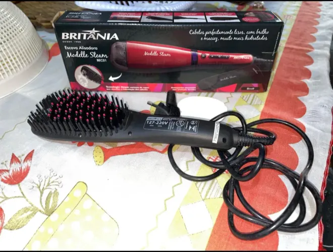 Escova Alisadora a Vapor 